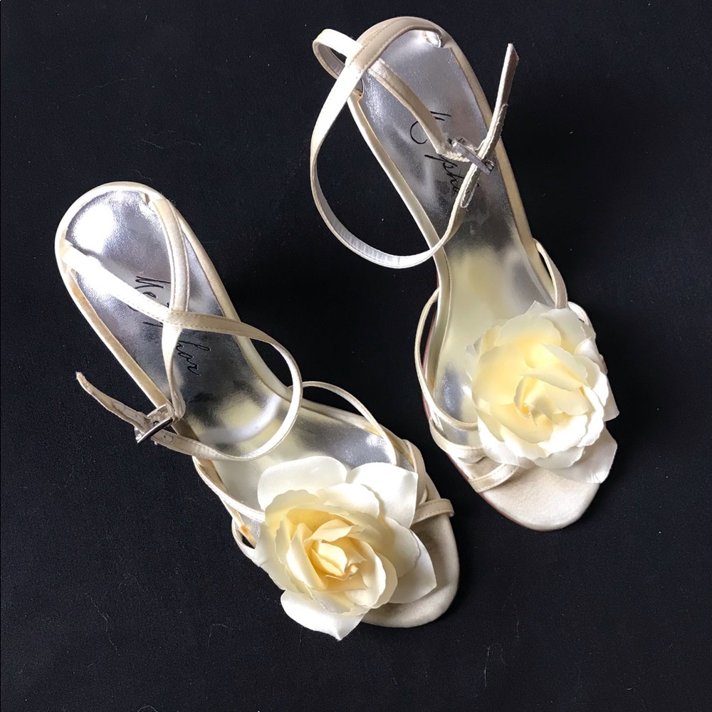 Metaphor fancy heels